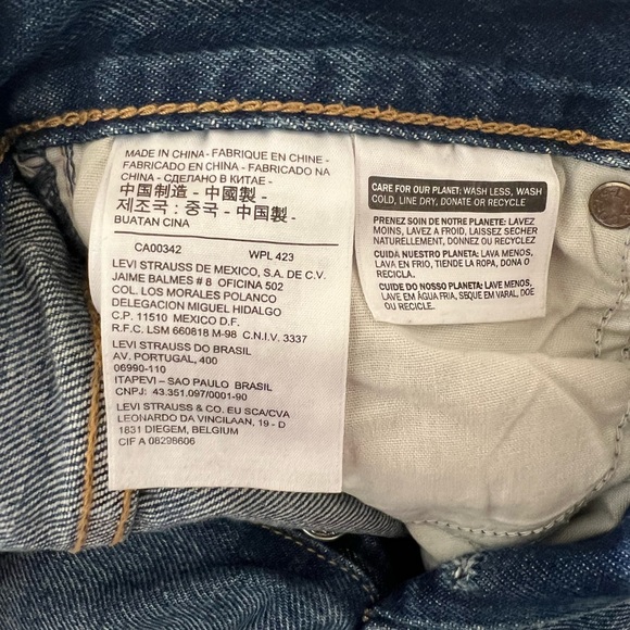 Levi’s Jeans - LIKE NEW - Picture 7 of 8